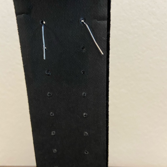 Hand crafted earrings - Picture 5 of 5